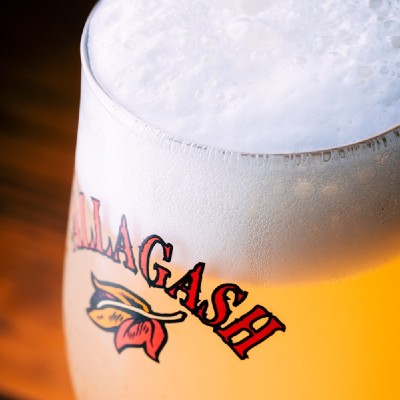Allagash White Closeup draft pour in a chalice
